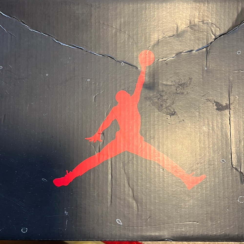 AIR JORDAN 5 RETRO